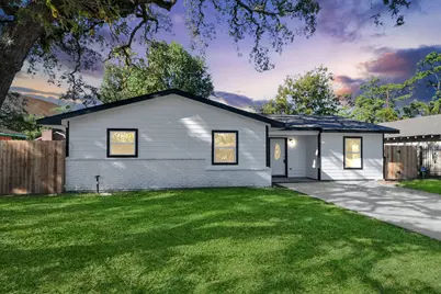10507 Royal Oaks Drive, Houston, TX 77016 - Photo 2