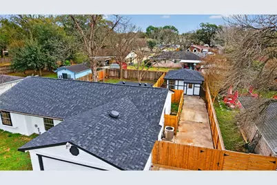 1307 Saddle Rock Drive, Houston, TX 77088 - Photo 2