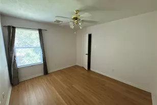 7819 Blue Stream Ct, Houston, TX 77041 - Photo 14