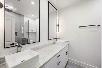 7977 Angus, Houston, TX 77028 - Photo 8