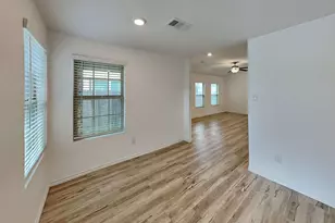 18727 Faustina Way, New Caney, TX 77357 - Photo 4