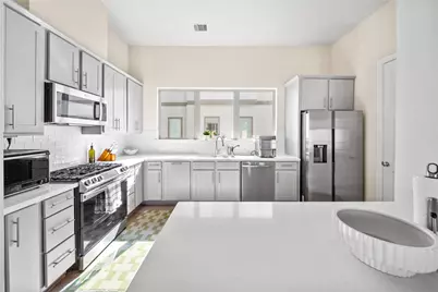 5232 Schuler Street, Houston, TX 77007 - Photo 1