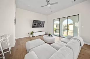 5232 Schuler St, Houston, TX 77007 - Photo 4