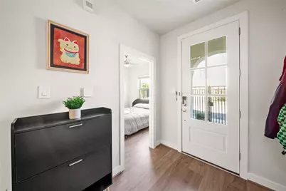 5232 Schuler Street, Houston, TX 77007 - Photo 4