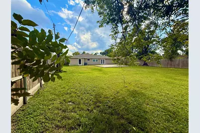 7906 Hammerly Boulevard, Houston, TX 77055 - Photo 24