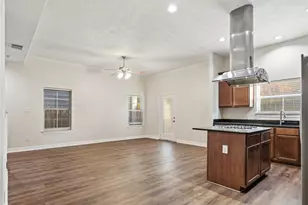 901 McKinney Park Ln, Houston, TX 77003 - Photo 6