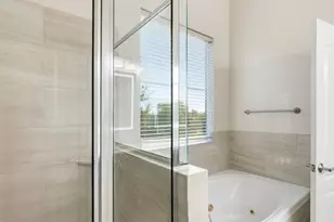 901 McKinney Park Ln, Houston, TX 77003 - Photo 18