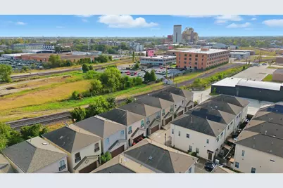 901 McKinney Park Lane, Houston, TX 77003 - Photo 22