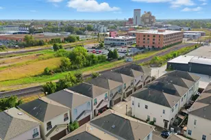 901 McKinney Park Ln, Houston, TX 77003 - Photo 22