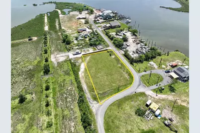 00 Wincrest, Dickinson, TX 77539 - Photo 2