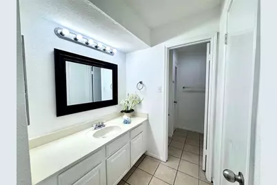 9901 Sharpcrest Street #M6, Houston, TX 77036 - Photo 18