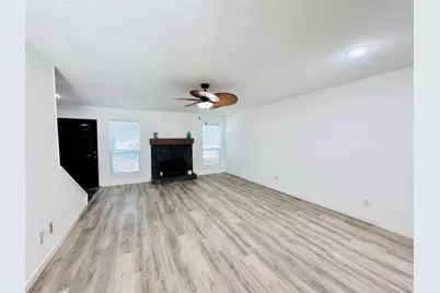 9901 Sharpcrest Street #M6, Houston, TX 77036 - Photo 6