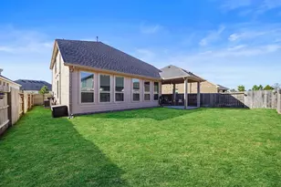 10267 Bayou Oaks Dr, Conroe, TX 77385 - Photo 44