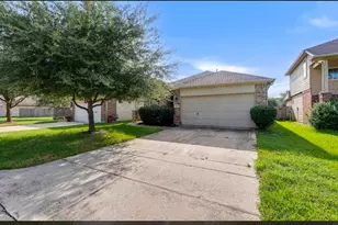 9938 Cobbs Cove Ln, Houston, TX 77044 - Photo 2