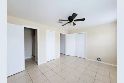 1511 Barcelona Way, Baytown, TX 77520 - Photo 14