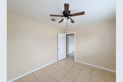 1511 Barcelona Way, Baytown, TX 77520 - Photo 24