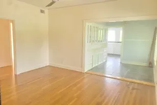 4703 Chenevert St, Houston, TX 77004 - Photo 2