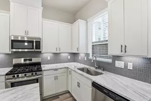 9020 Lonestar River Ln, Houston, TX 77080 - Photo 6