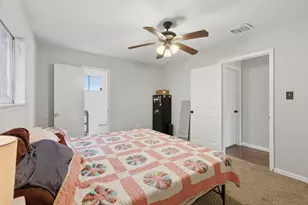 16910 David Glen Dr, Friendswood, TX 77546 - Photo 8