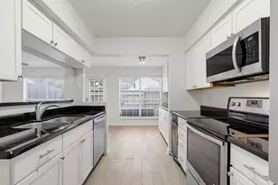 1653 W Sam Houston Pkwy S, Houston, TX 77042 - Photo 8