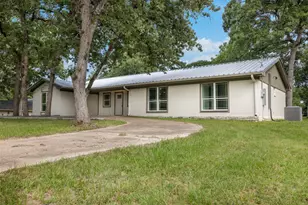 73 Fairway Dr, Normangee, TX 77871 - Photo 10
