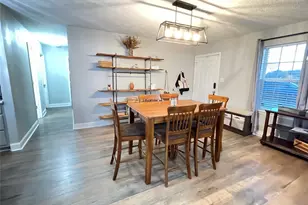 808 Dumas Dr, Bryan, TX 77803 - Photo 8