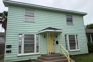 4715 Ave R 1/2, Galveston, TX 77551 - Photo 2