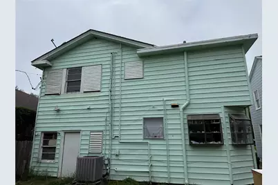 4715 Avenue R 1/2, Galveston, TX 77551 - Photo 4
