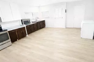 2108 Horn Rd, Bay City, TX 77414 - Photo 4