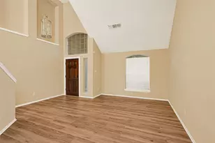4211 Hambledon Village Dr, Houston, TX 77014 - Photo 10