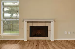4211 Hambledon Village Dr, Houston, TX 77014 - Photo 12