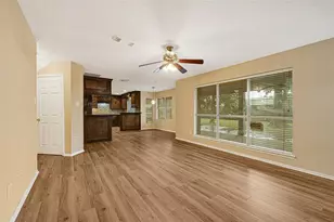 4211 Hambledon Village Dr, Houston, TX 77014 - Photo 14