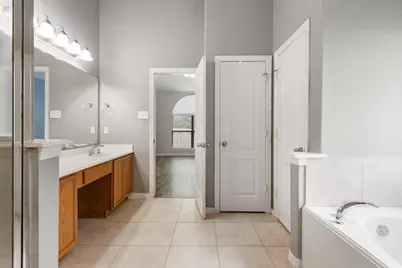 8022 N Tarrytown Crossing Drive, Conroe, TX 77304 - Photo 32