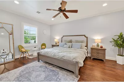 738 E Creekside Drive, Houston, TX 77024 - Photo 36