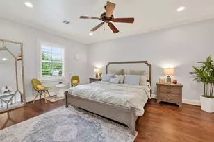 738 E Creekside Dr, Houston, TX 77024 - Photo 36