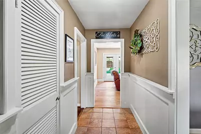 10202 Londonderry Drive, Houston, TX 77043 - Photo 4