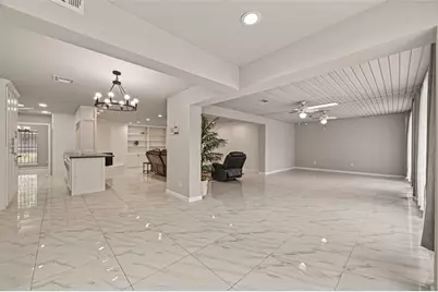 5207 Bent Bough Lane, Houston, TX 77088 - Photo 12