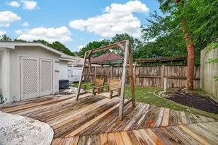 5207 Bent Bough Ln, Houston, TX 77088 - Photo 46