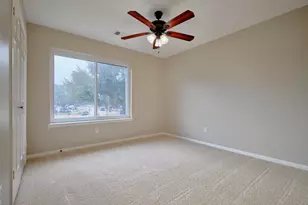 4801 E Columbary Dr, Rosenberg, TX 77471 - Photo 38