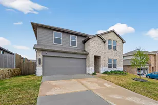 12361 Carib Crossing Ln, Conroe, TX 77304 - Photo 2