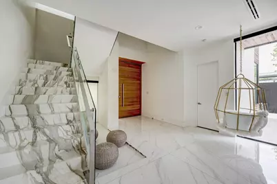 4028 Chatham Lane, Houston, TX 77027 - Photo 2