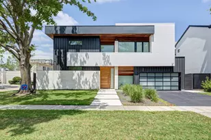 4028 Chatham Ln, Houston, TX 77027 - Photo 1