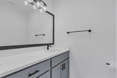 8136 Chateau Street, Houston, TX 77028 - Photo 6