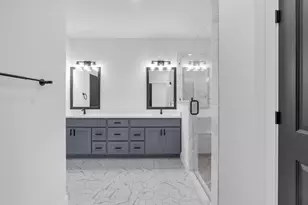 8136 Chateau St, Houston, TX 77028 - Photo 34