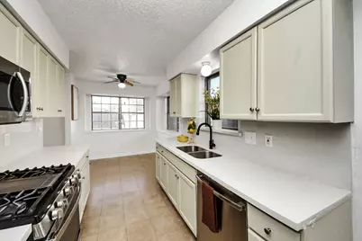 3234 Pebble Lake Drive, Sugar Land, TX 77479 - Photo 12