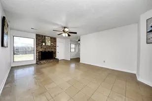 3234 Pebble Lake Dr, Sugar Land, TX 77479 - Photo 10