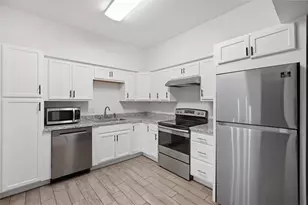 2100 Tanglewilde St, Houston, TX 77063 - Photo 12