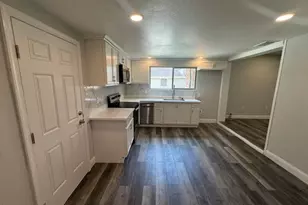 1607 W Houston Dr, La Marque, TX 77568 - Photo 12
