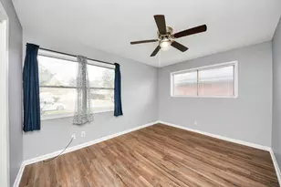 10614 Buffum St, Houston, TX 77051 - Photo 14