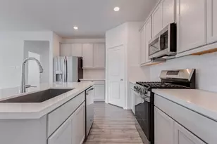 22135 Ingham Bluff Ln S, Cypress, TX 77433 - Photo 12